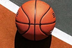 水晶宫足球俱乐部首夺社区盾杯冠军，书写历史新篇章