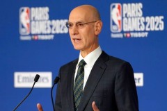 篮球传奇人物：乔丹、詹姆斯与库里的辉煌成就